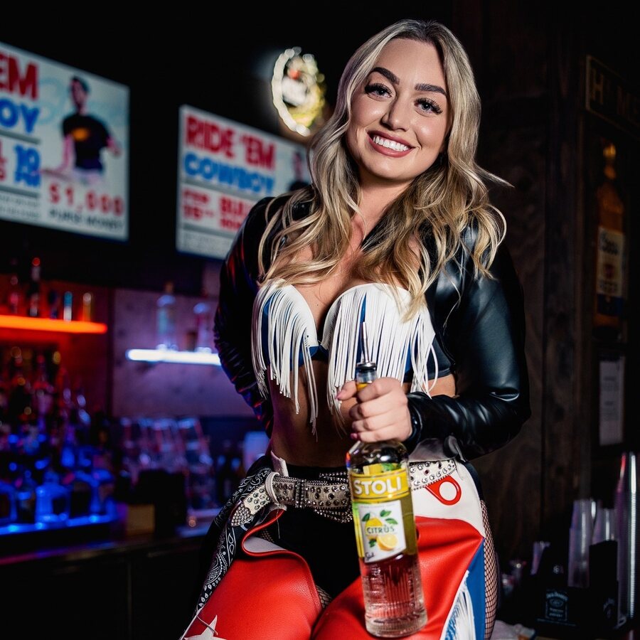 Stoney's Rockin' Country gallery photo